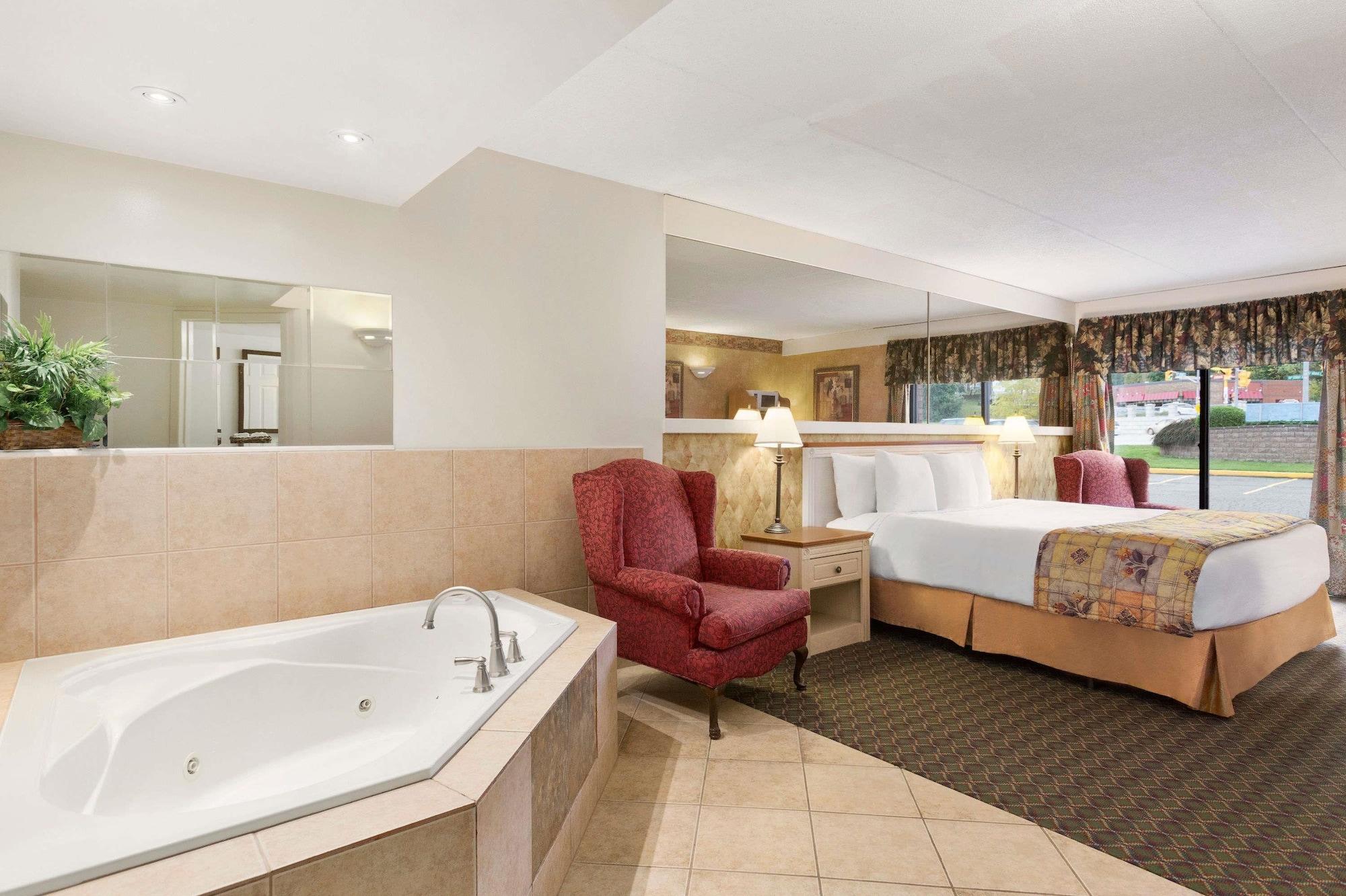 Travelodge By Wyndham Owen Sound On Bagian luar foto