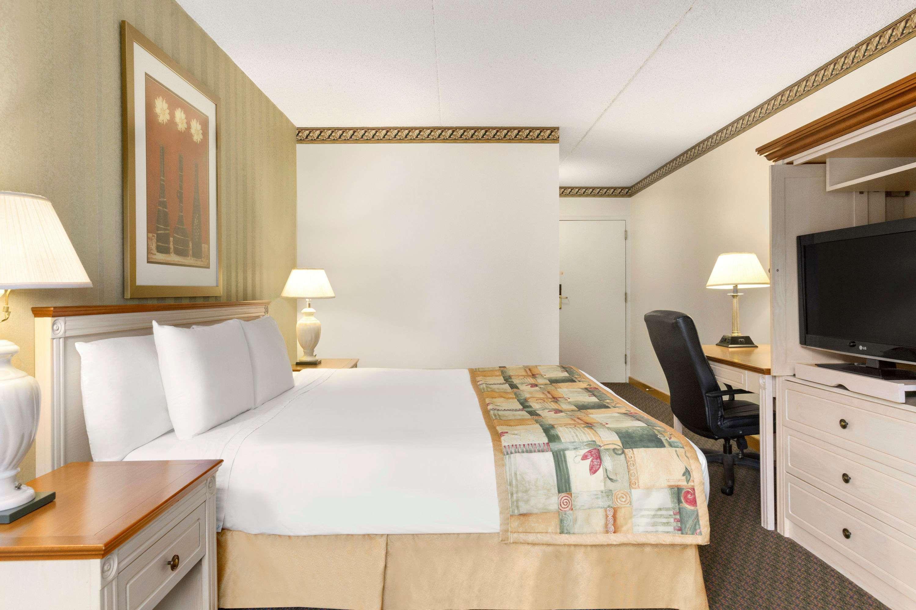 Travelodge By Wyndham Owen Sound On Bagian luar foto