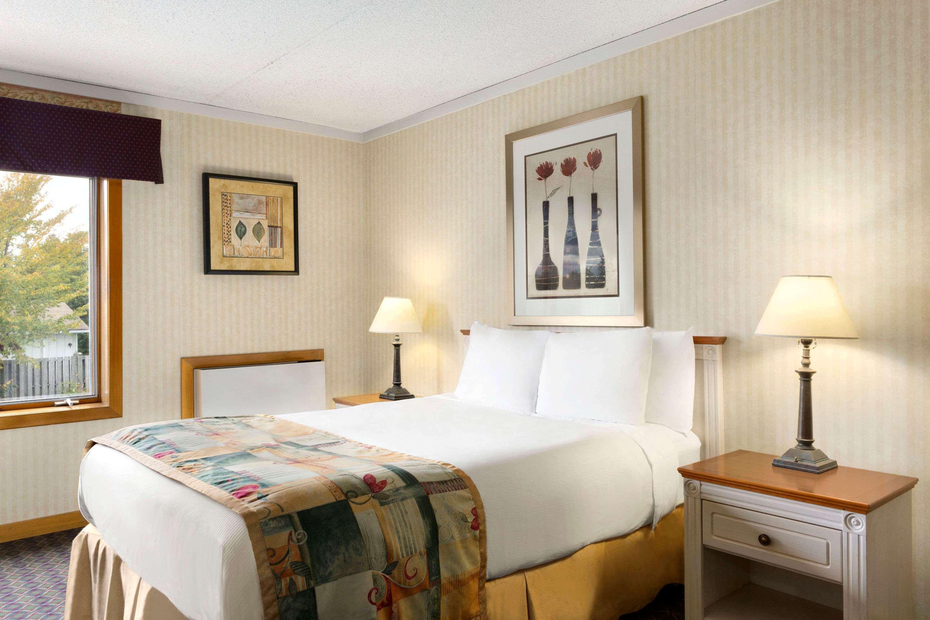 Travelodge By Wyndham Owen Sound On Bagian luar foto