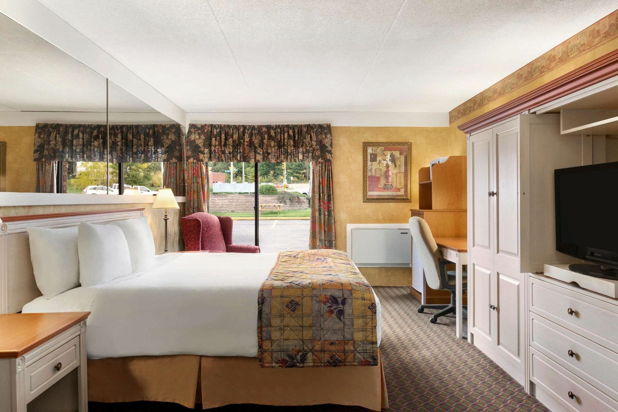 Travelodge By Wyndham Owen Sound On Bagian luar foto